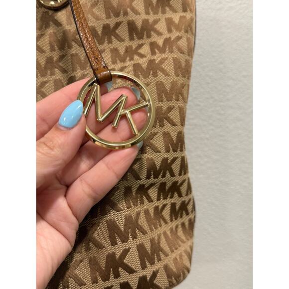 Michael Kors Jet Set Signature Handbag Tote Bag Purse Brown Tan - Picture 4 of 9